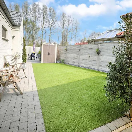 Comfy In With Garden